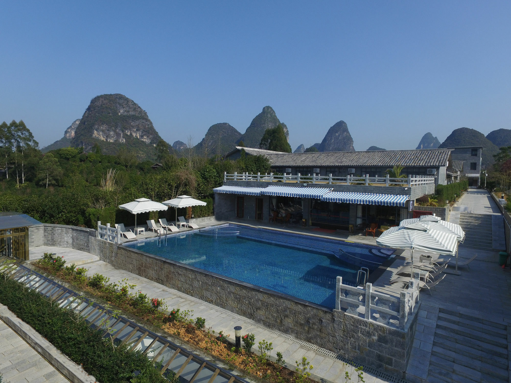 Yangshuo Mountain Top Retreat Exterior photo